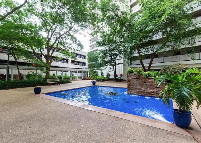 Sunny Coastal With Views Balcony Pools Gym Sauna & Ac * Ocean City
